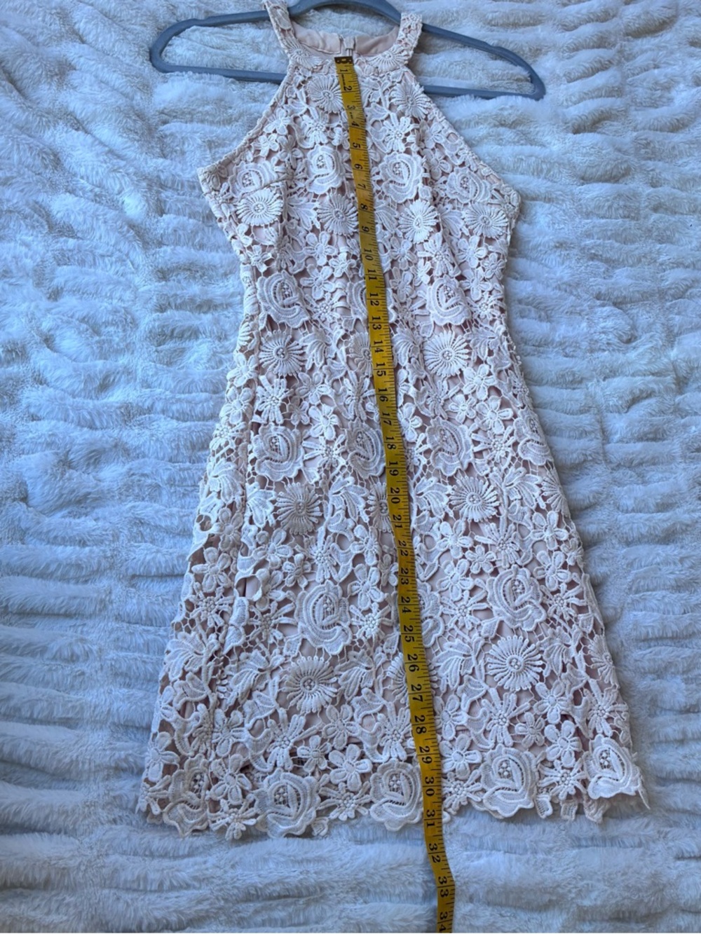 Lulu's Blush Pink “Love Poem” Lace Halter Mini Dress XS New - Picture 8 of 12